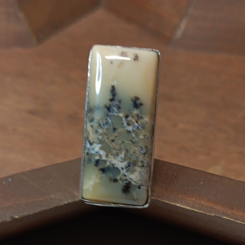 Rectangular Honey Dendrite Stone Ring - image 1